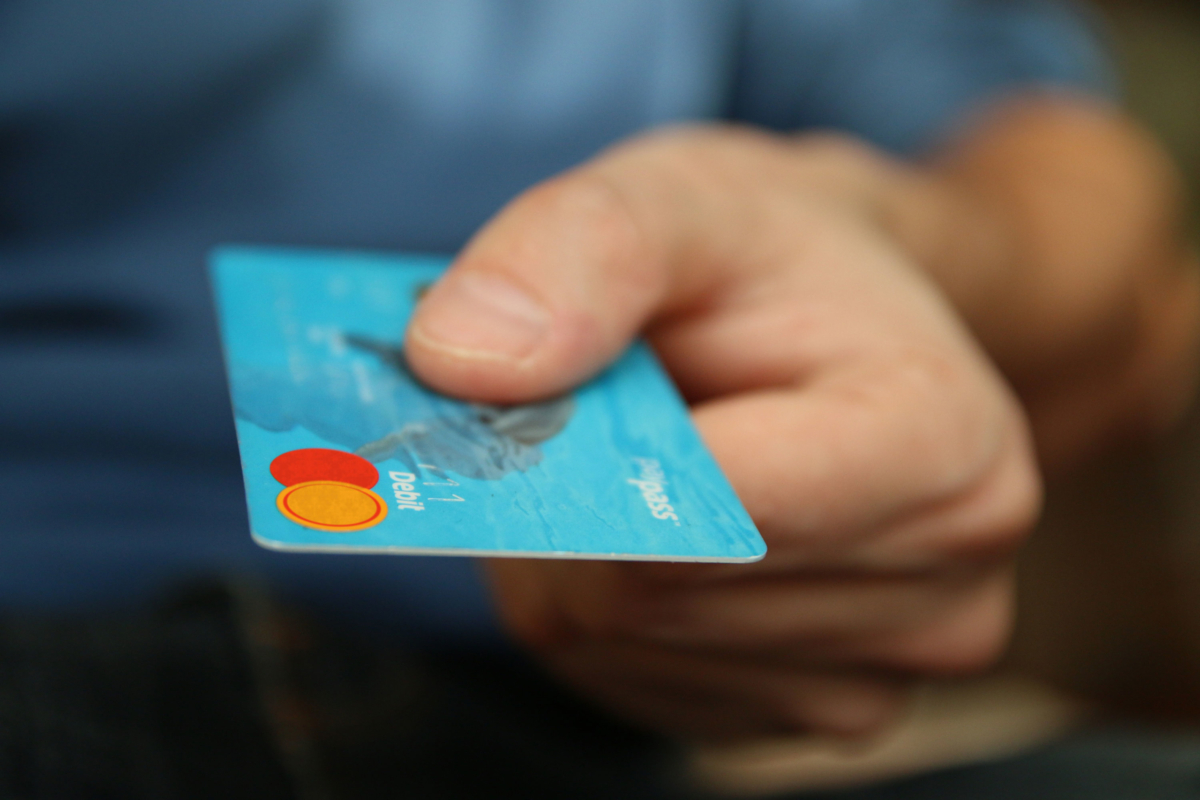 Should you use a credit card to renovate your home?